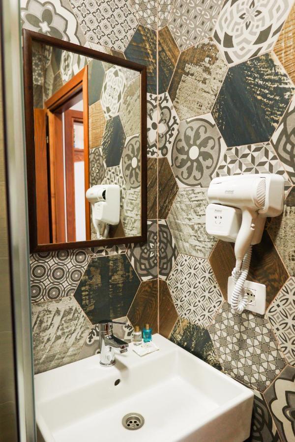 4 Rooms Gjirokastra Экстерьер фото