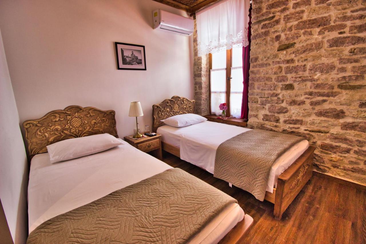 4 Rooms Gjirokastra Экстерьер фото