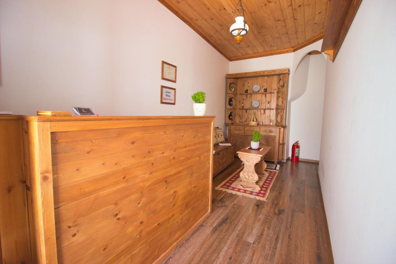 4 Rooms Gjirokastra Экстерьер фото